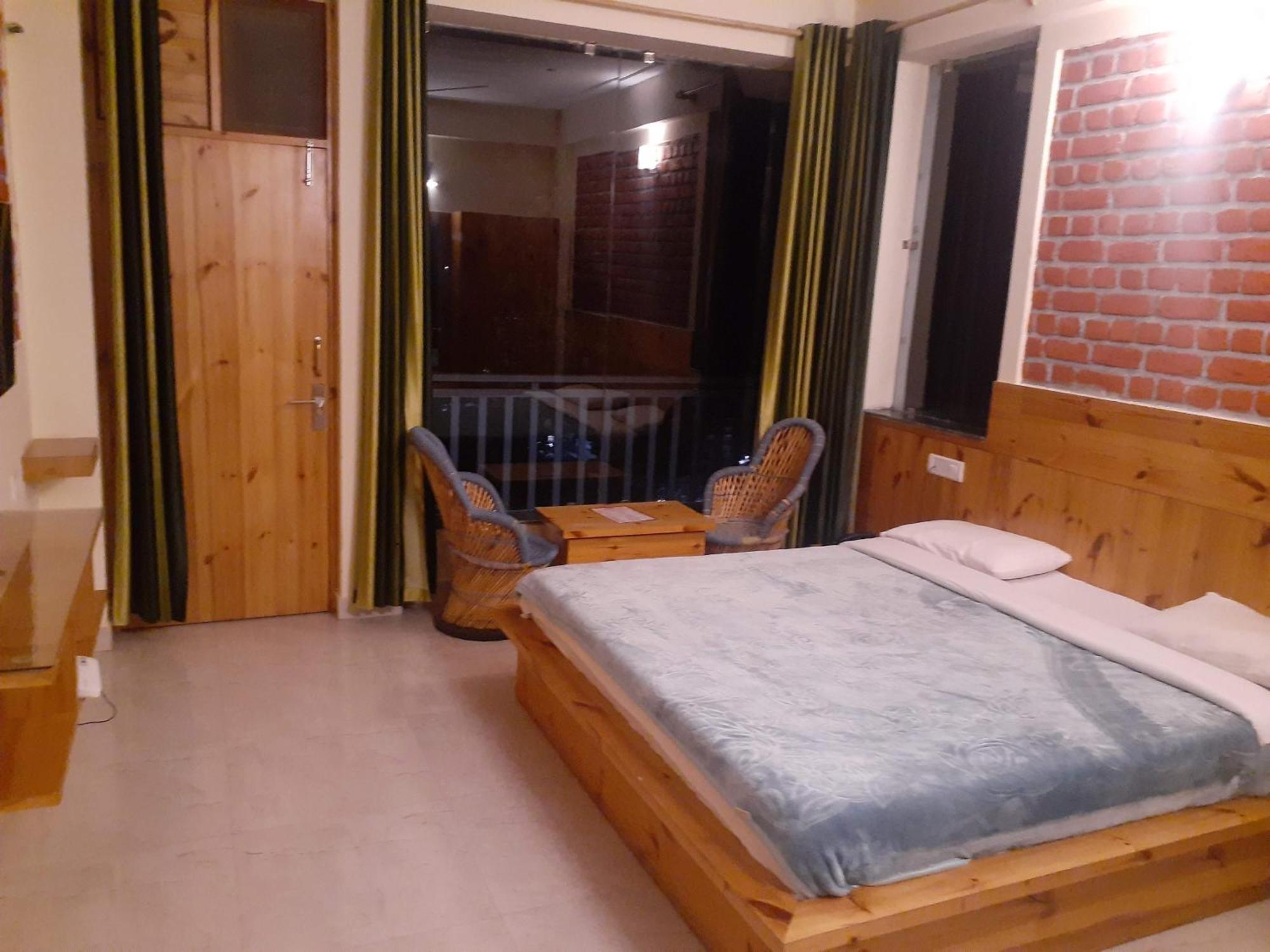 White Water Inn Mcleodganj Dharamshala Extérieur photo